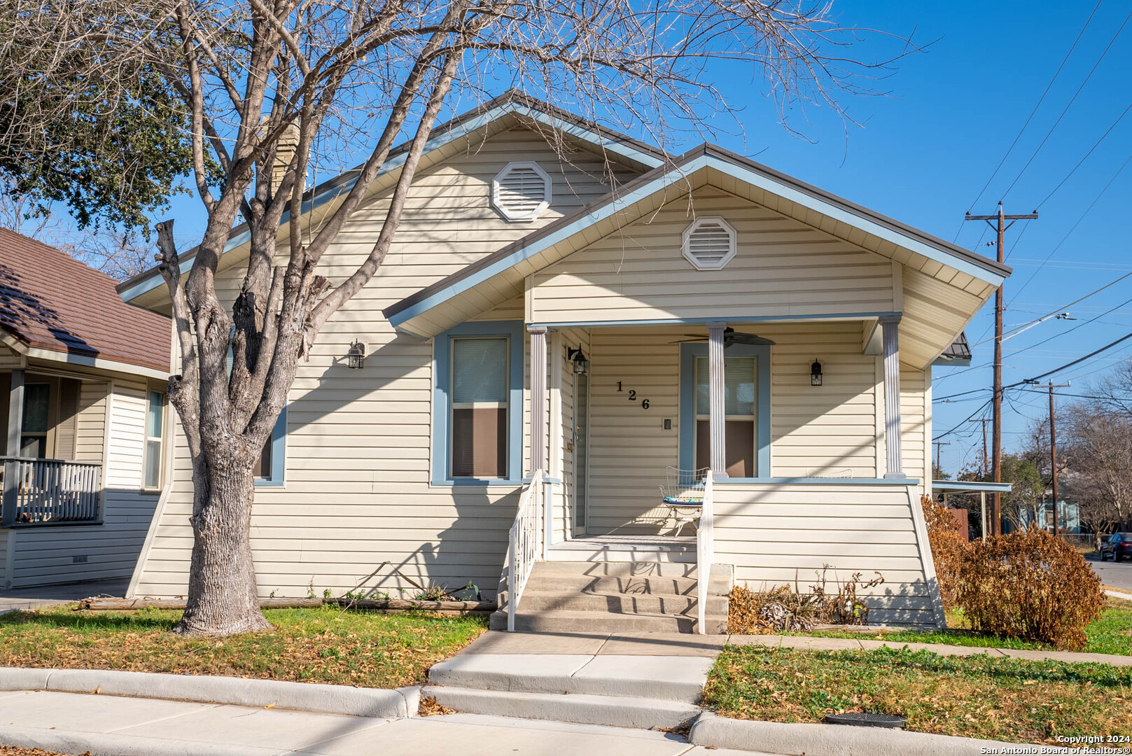 126 LORETTA PL