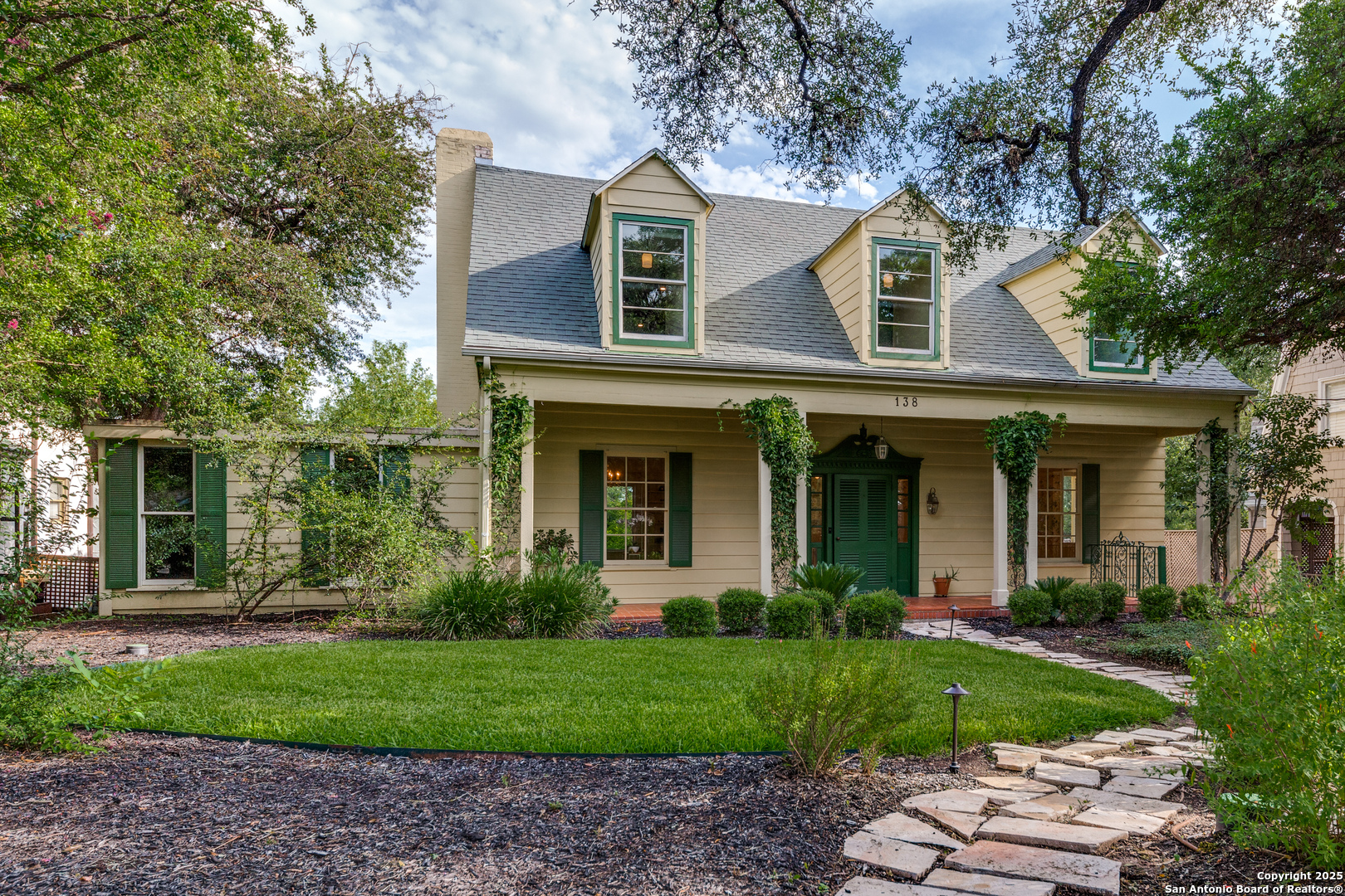 138 Laurel Heights
