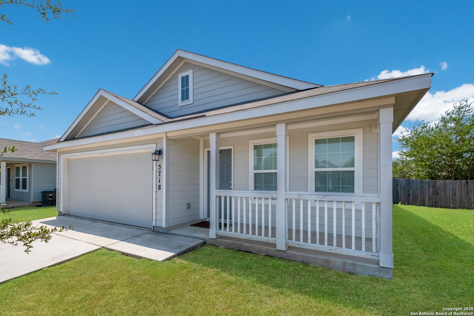 5718 Sunset Point