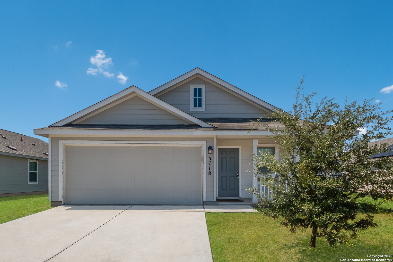 5718 Sunset Point
