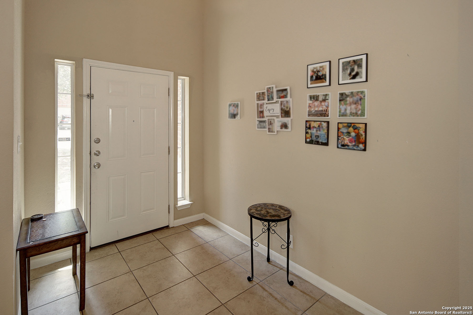 6139 Diego Ln