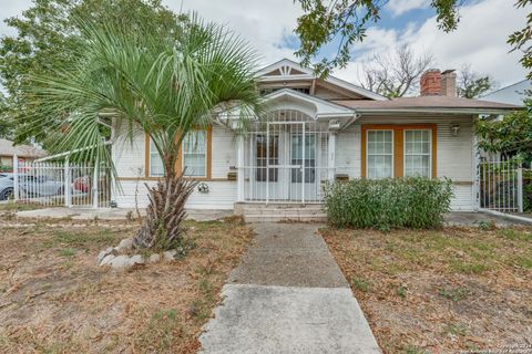 1145 W FRENCH PL San Antonio TX 78201