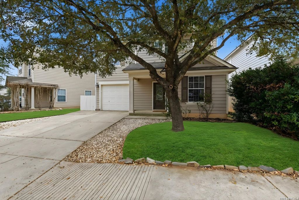 Photo of 406 Hampton Cove, Boerne, TX 78006 (MLS # 1949898)