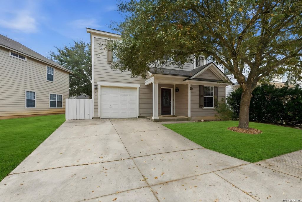 Photo of 406 Hampton Cove, Boerne, TX 78006 (MLS # 1949898)