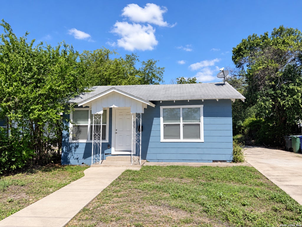 Photo of 639 WESTFALL AVE, San Antonio, TX 78210 (MLS # 2015986)