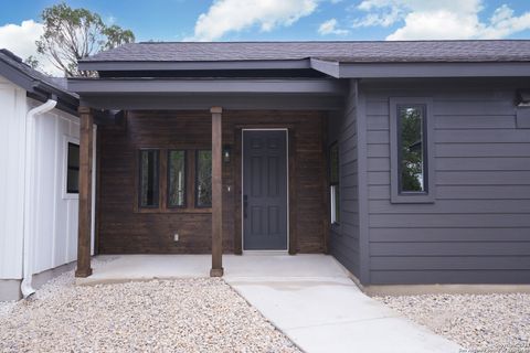 A home in Canyon Lake