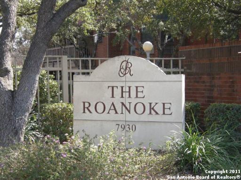 Photo of 7930 Roanoke Run 308 #308, San Antonio, TX 78240 (MLS # 1887155)
