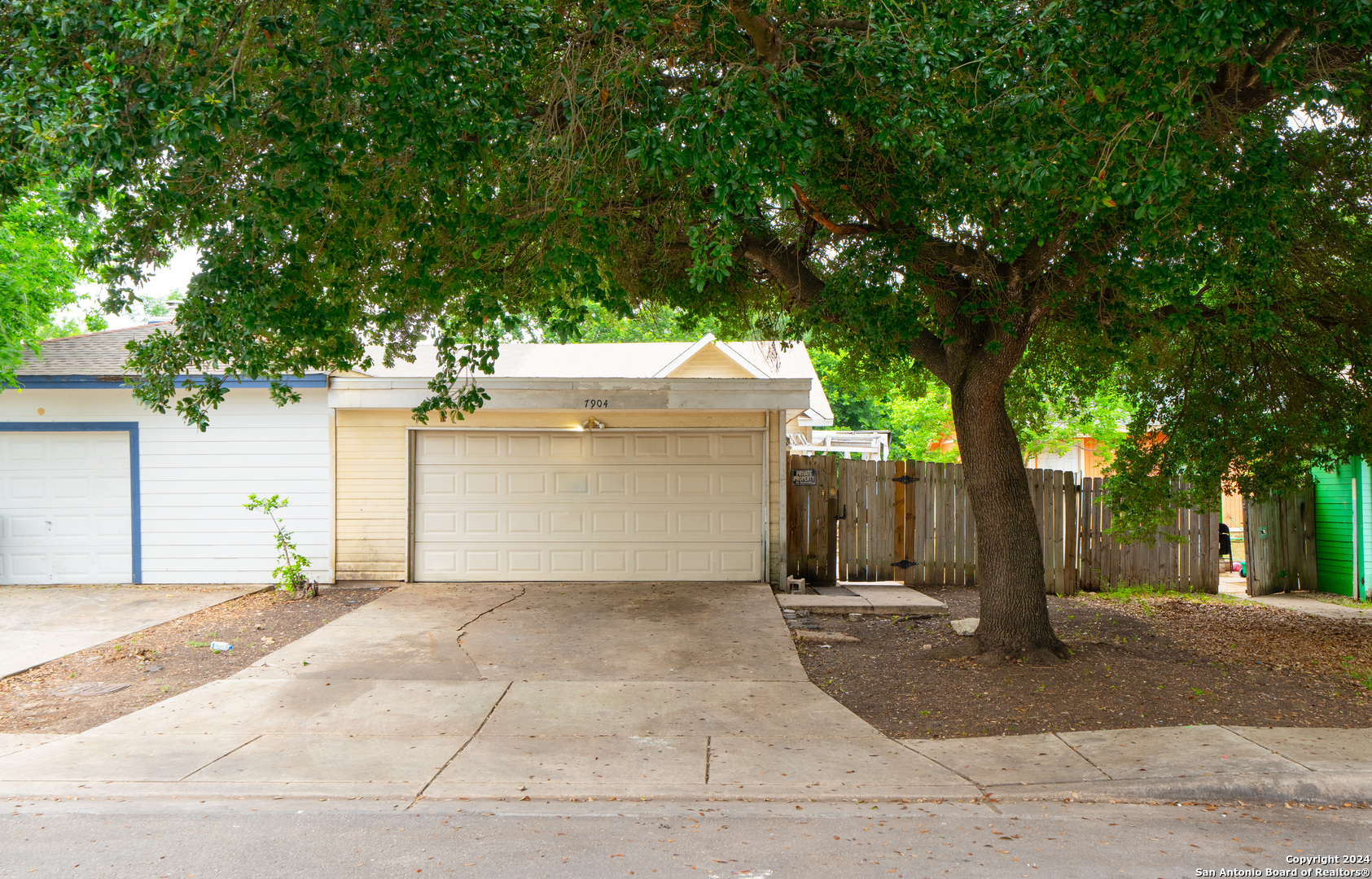 View San Antonio, TX 78239 townhome