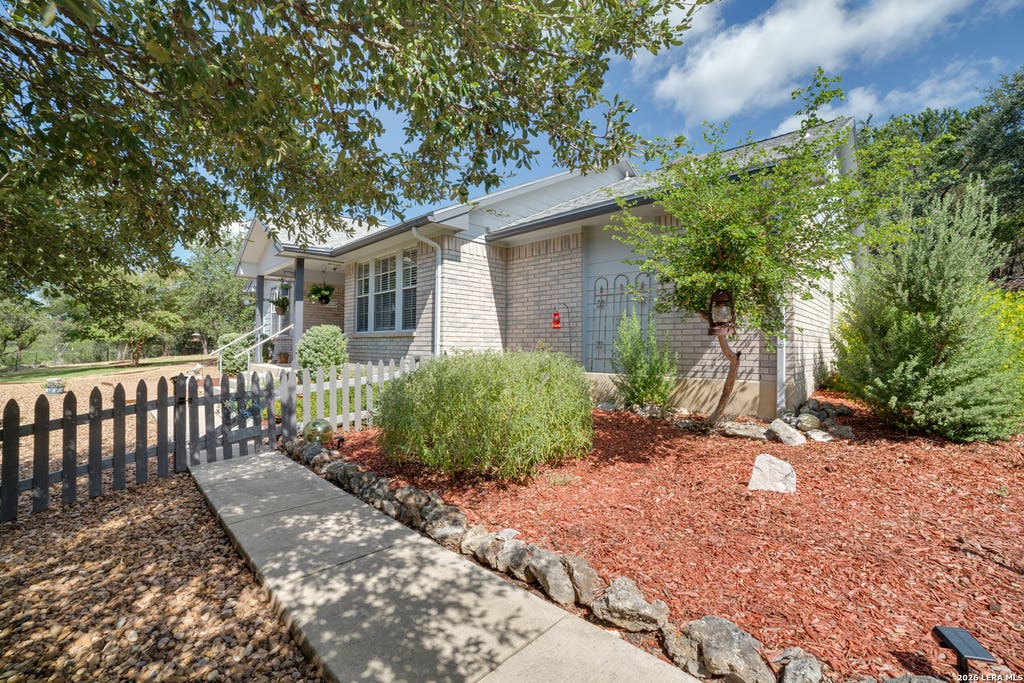 Photo of 708 MOUNTAIN CREEK TRL, Boerne, TX 78006 (MLS # 2008178)