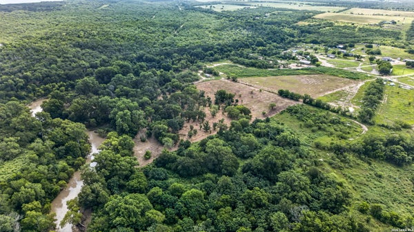 5354 LABUS RD, ELMENDORF, TX 78112 - Image 094e7e845e63581331b25c3f66edb964/536422476