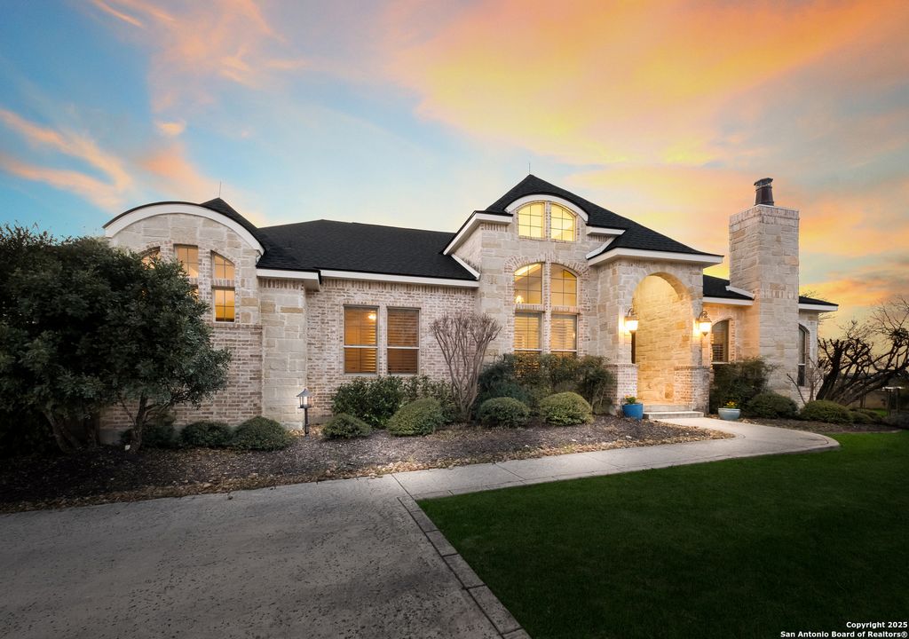 listing image 0