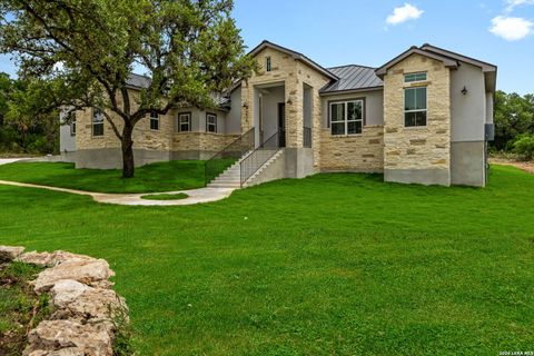 2440 Triple Peak Canyon Lake TX 78133