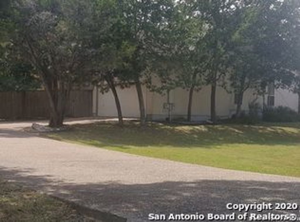 Photo of 409 Kendall Pkwy, Boerne, TX 78015 (MLS # 1934447)