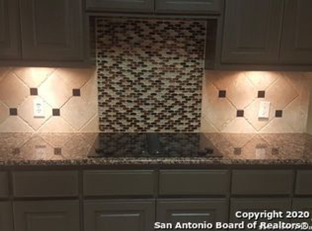 Photo of 409 Kendall Pkwy, Boerne, TX 78015 (MLS # 1934447)