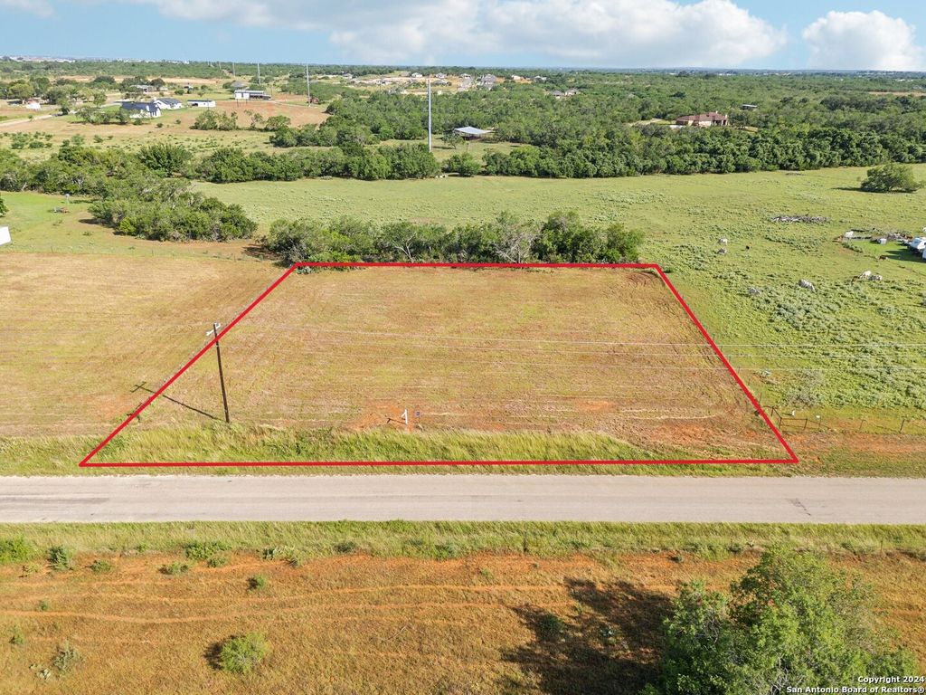 Photo of 593 COUNTY ROAD 405, Floresville, TX 78114 (MLS # 1925635)