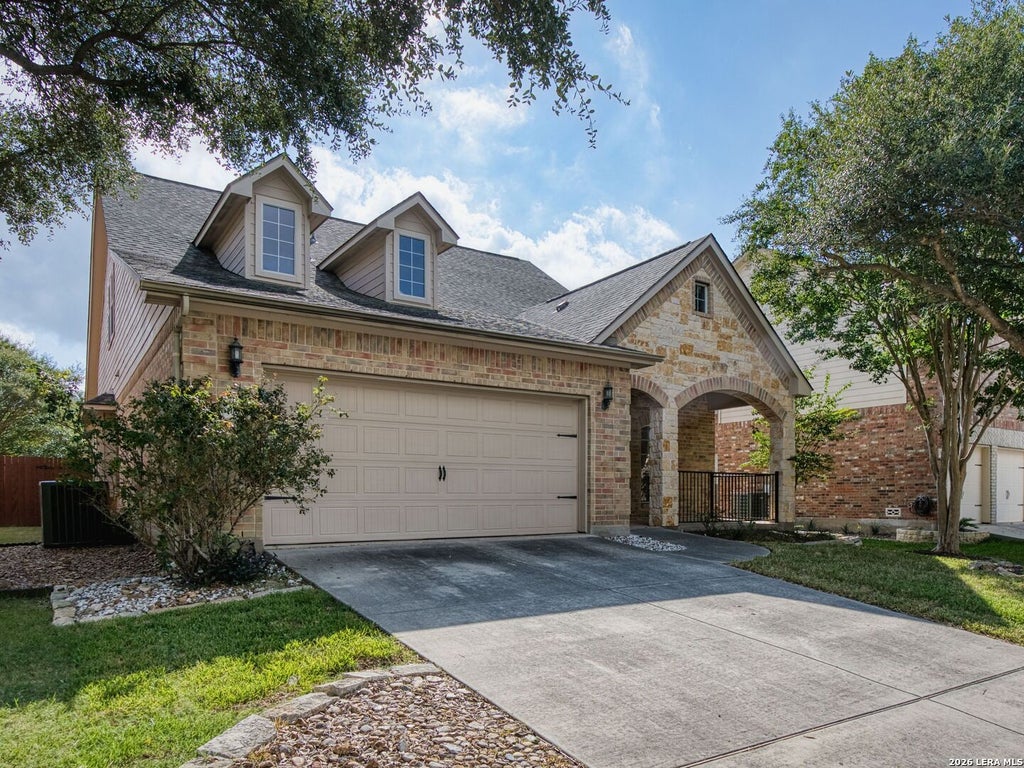 Photo of 5714 Southern Oaks, San Antonio, TX 78261 (MLS # 2024154)
