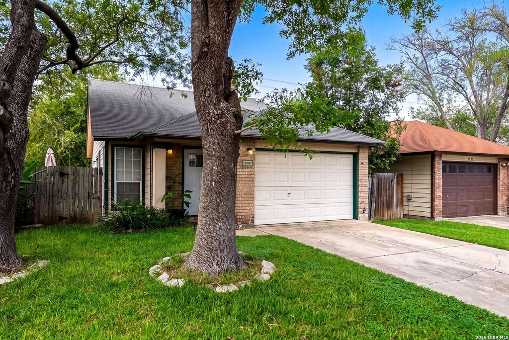 Photo of 12087 Stoney Smt, San Antonio, TX 78247 (MLS # 2023869)