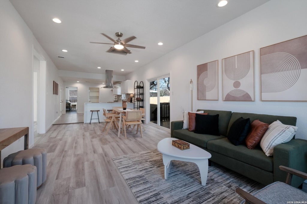 Photo of 1422 Paso Hondo St, San Antonio, TX 78202 (MLS # 1939867)