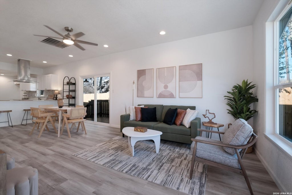 Photo of 1422 Paso Hondo St, San Antonio, TX 78202 (MLS # 1939867)