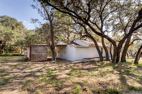 A home in Poteet