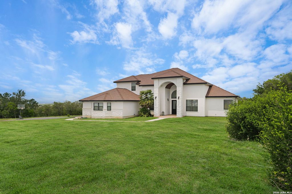 Photo of 1247 PRIVATE ROAD 3702, San Antonio, TX 78253 (MLS # 1965863)