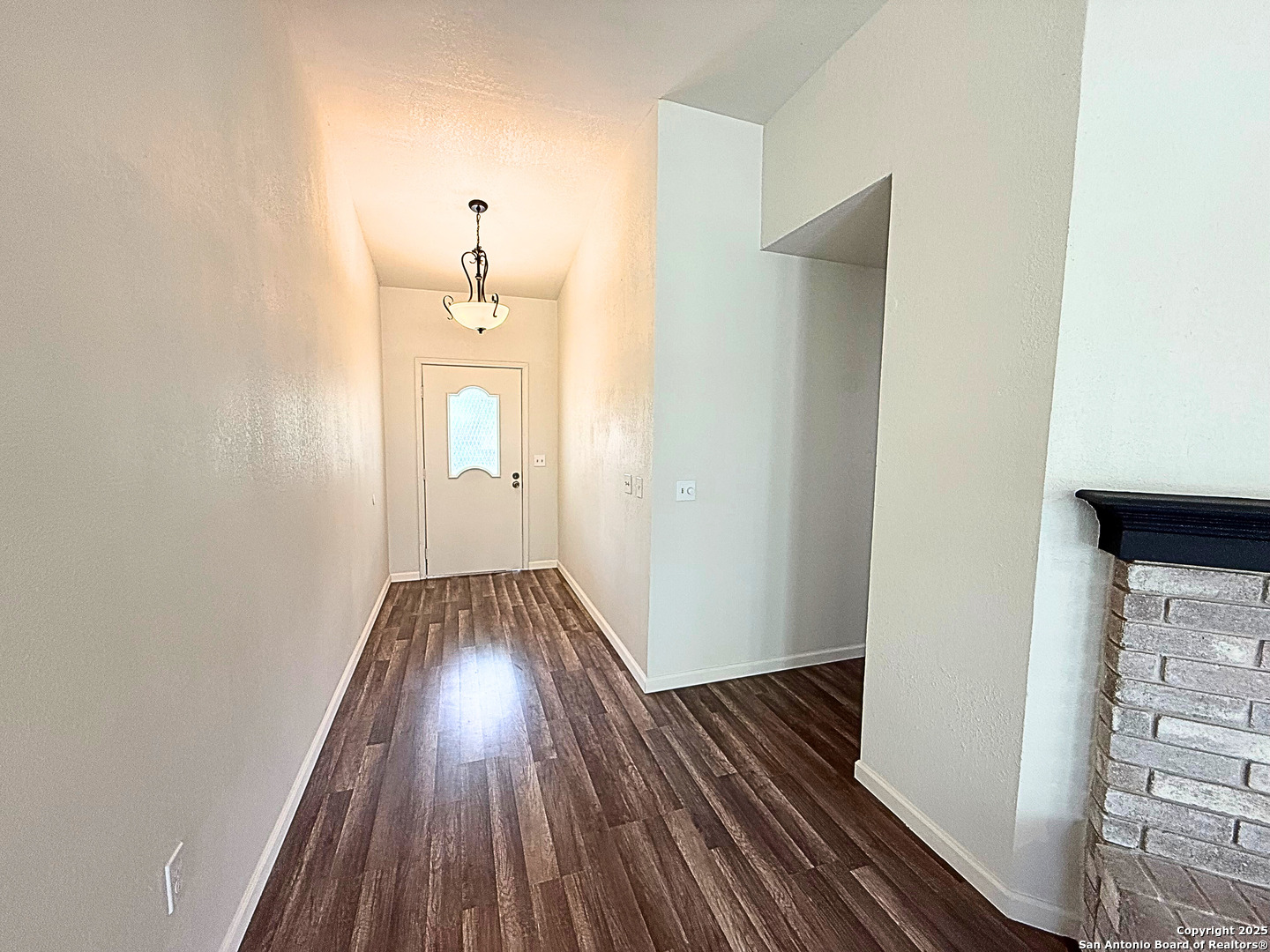 14663 Hillside Ridge
