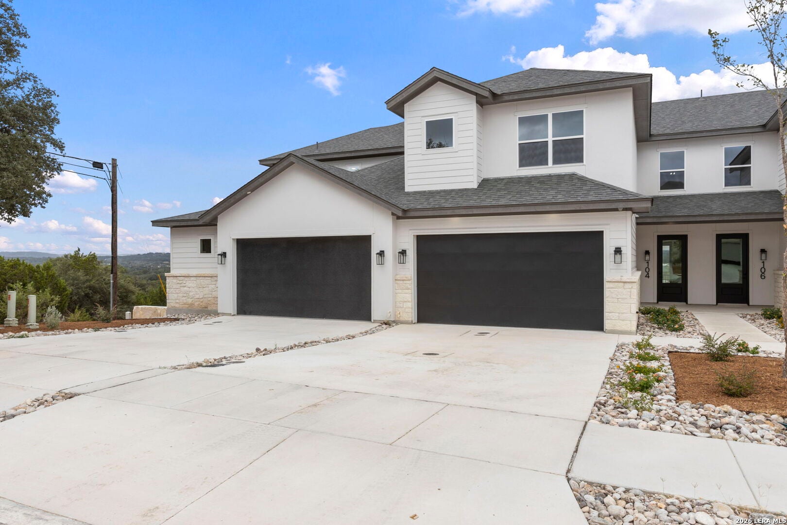 108 MAGNOLIA CIR