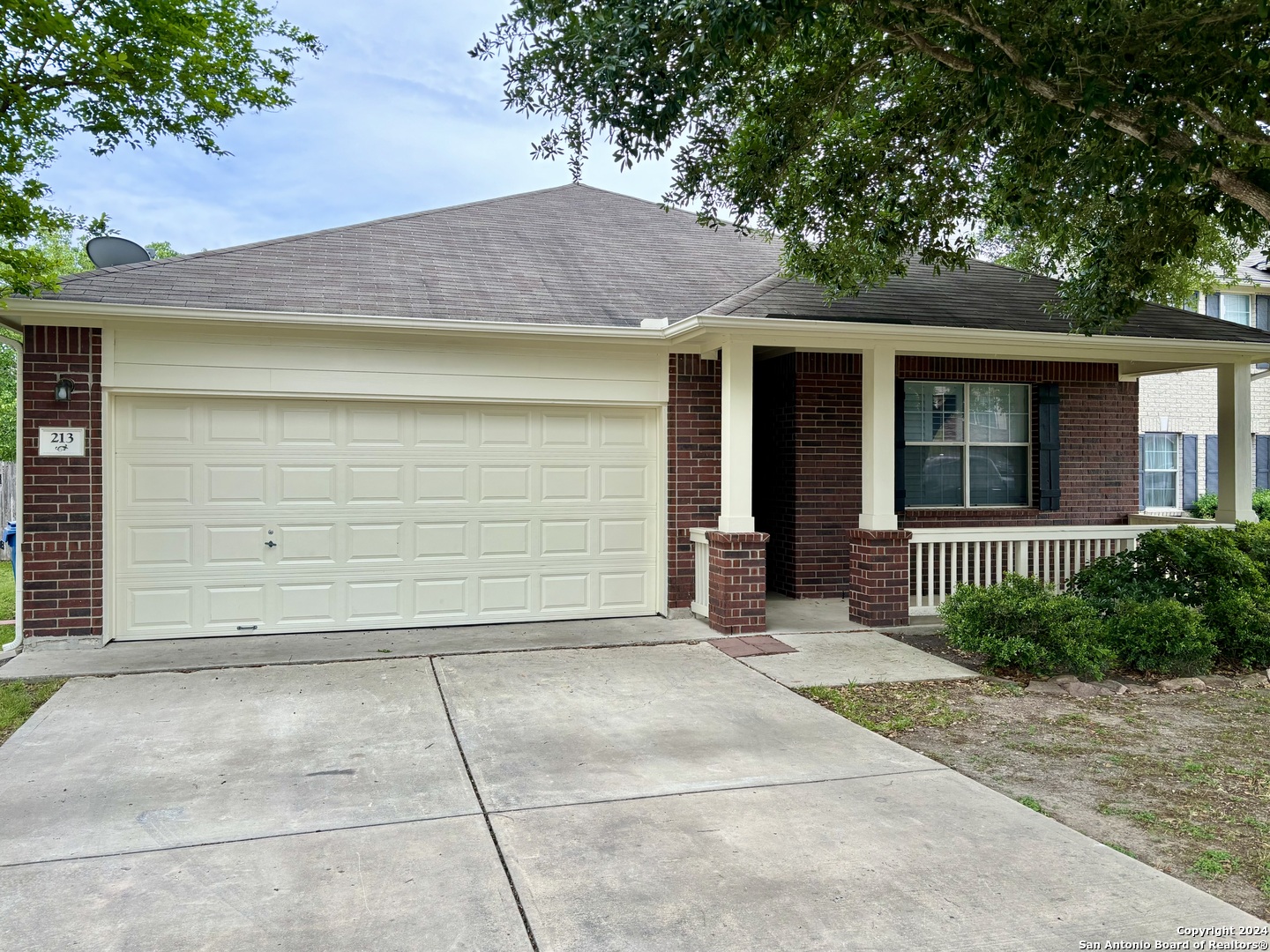 213 Lakota Ct