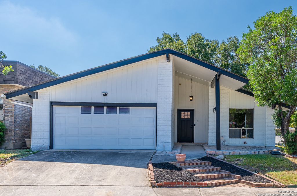 Photo of 5202 Metcalf, Windcrest, TX 78239 (MLS # 1890442)