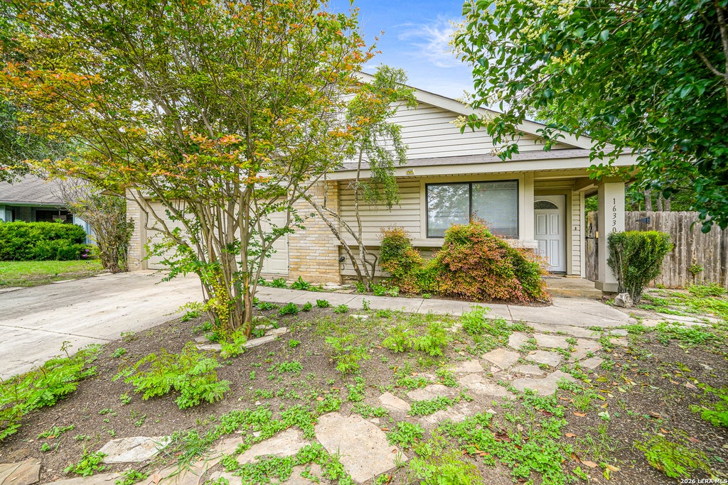 Photo of 16330 Elk Hollow, San Antonio, TX 78247 (MLS # 1992448)