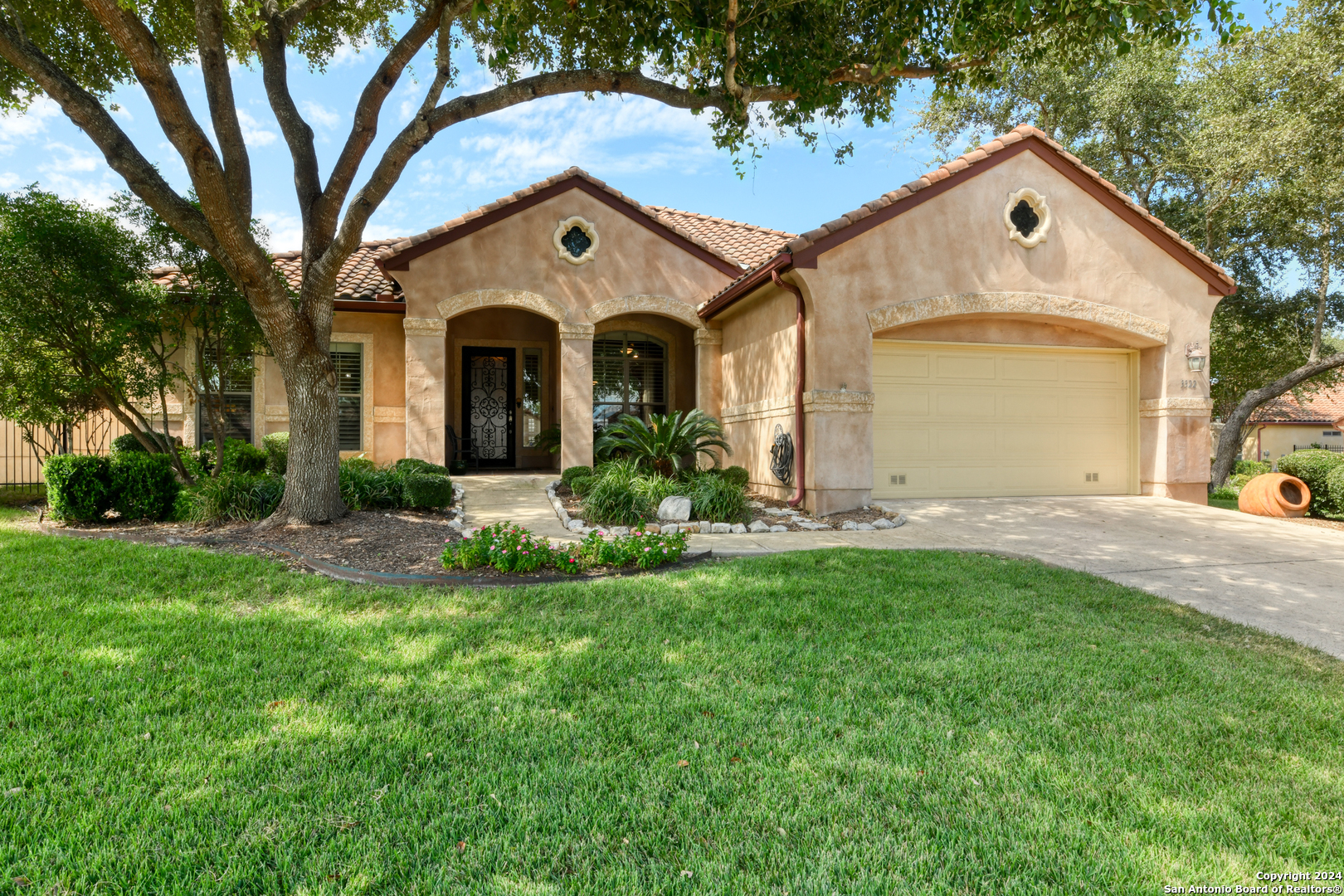 3322 MEDARIS LN