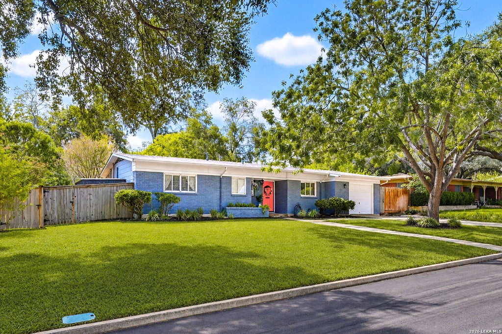 Photo of 622 Larkwood Dr, San Antonio, TX 78209 (MLS # 2023860)