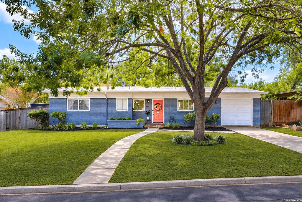 Photo of 622 Larkwood Dr, San Antonio, TX 78209 (MLS # 2023860)