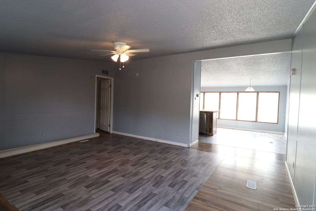 Photo of 321 Deer Valley, Canyon Lake, TX 78133 (MLS # 1907061)