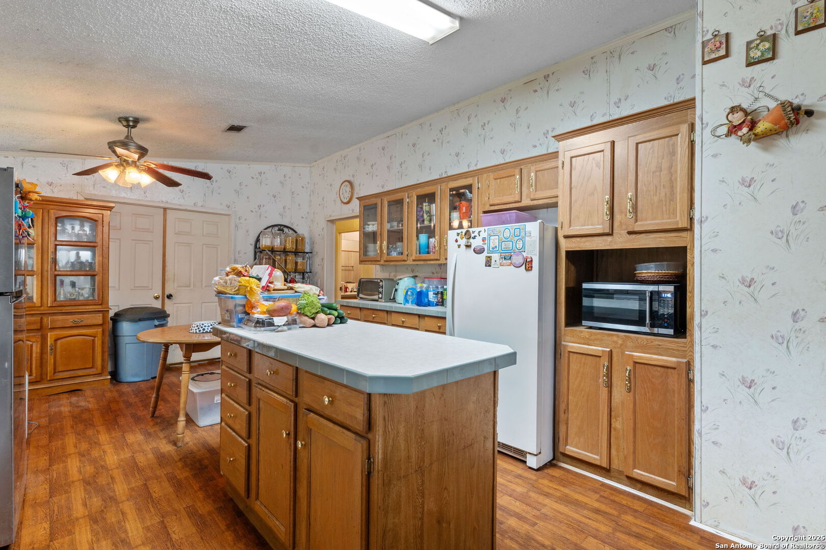 Search 300 County Road 307