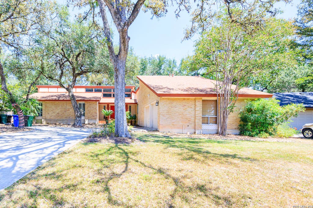 Photo of 2143 GREEN CREEK ST, San Antonio, TX 78232 (MLS # 2008757)