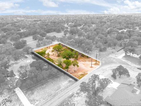181 Timber Place La Vernia TX 78121