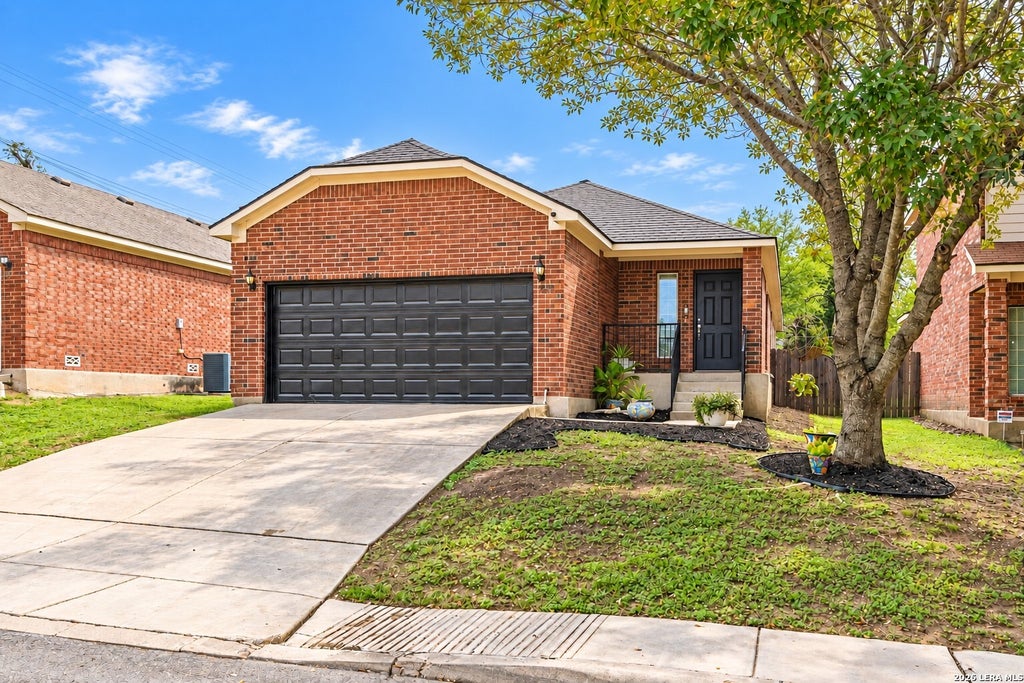 Photo of 6530 Ithaca Falls, San Antonio, TX 78239 (MLS # 2023524)
