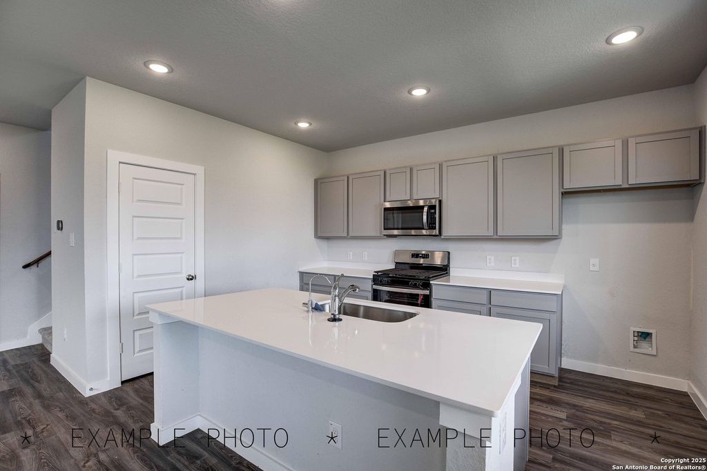 Photo of 6534 Bufflehead Bend, Leon Valley, TX 78240 (MLS # 1914539)