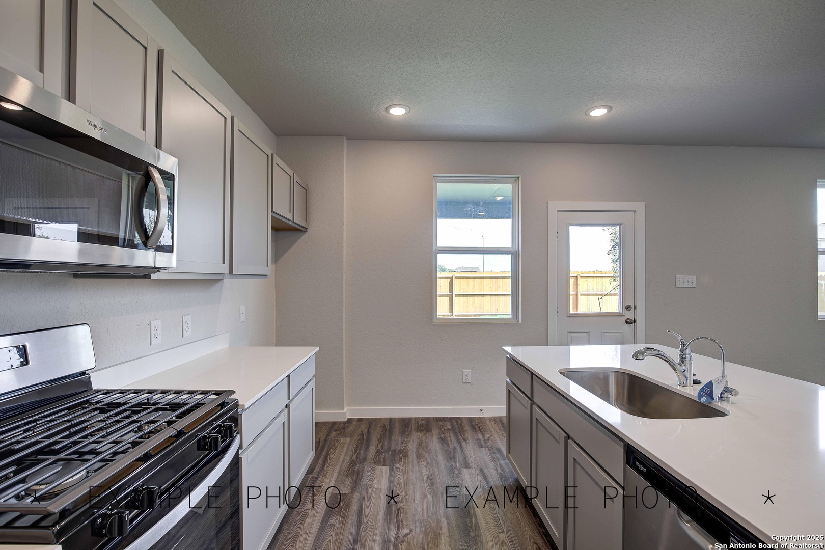 6534 Bufflehead Bend