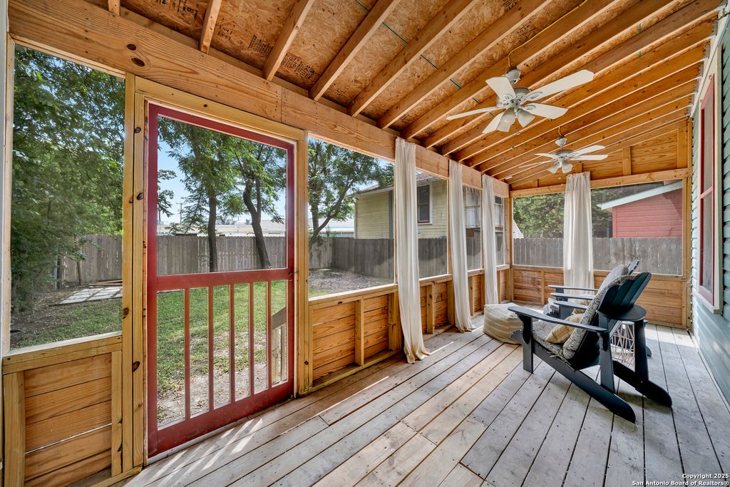 Photo of 210 Sadie, San Antonio, TX 78210 (MLS # 1942885)