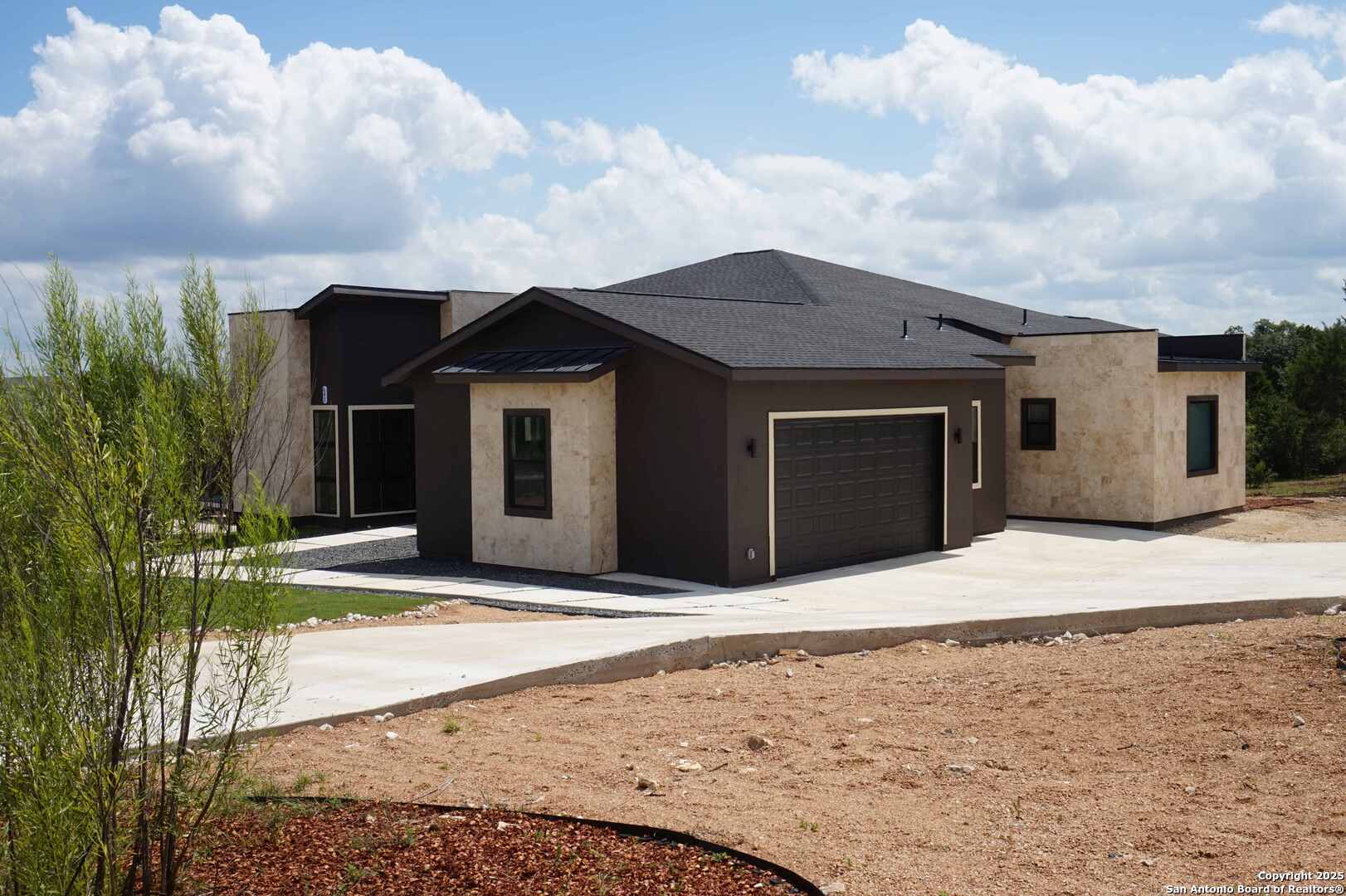 643 Mystic Parkway