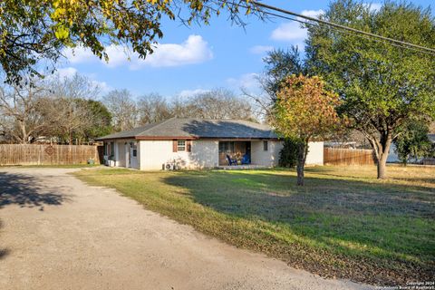 A home in McQueeney