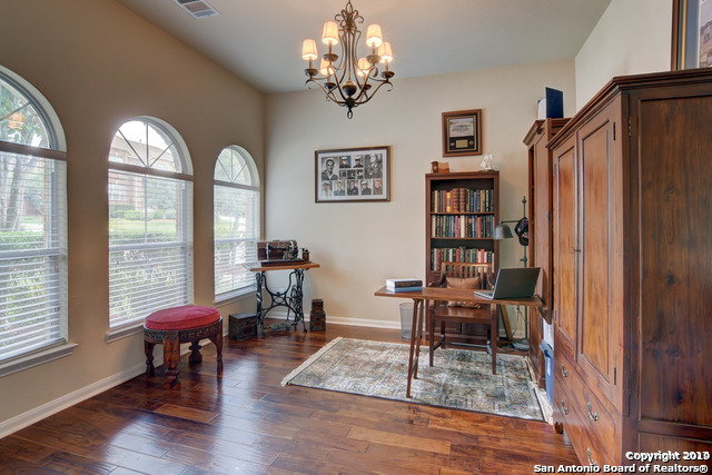 3426 Hilldale Pt