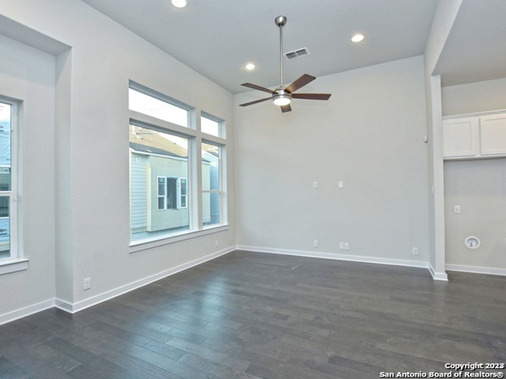 Photo of 430 Clay 5 #5, San Antonio, TX 78204 (MLS # 1957632)