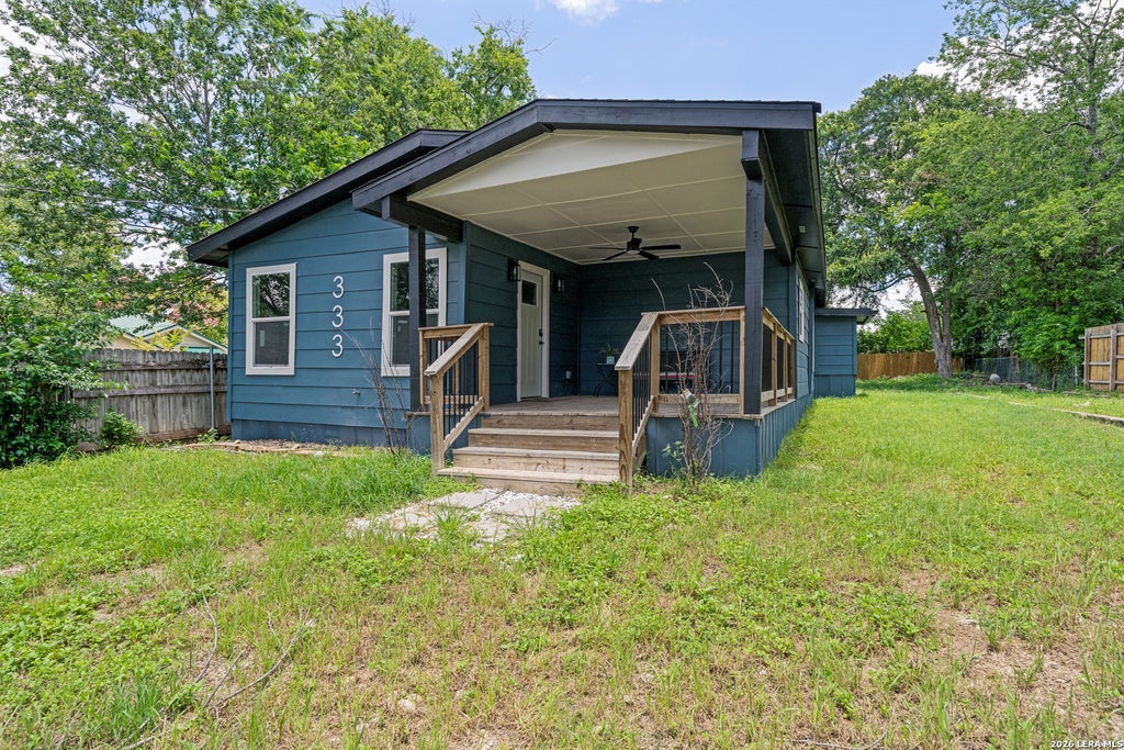 Photo of 333 S Mesquite, New Braunfels, TX 78130 (MLS # 1992108)
