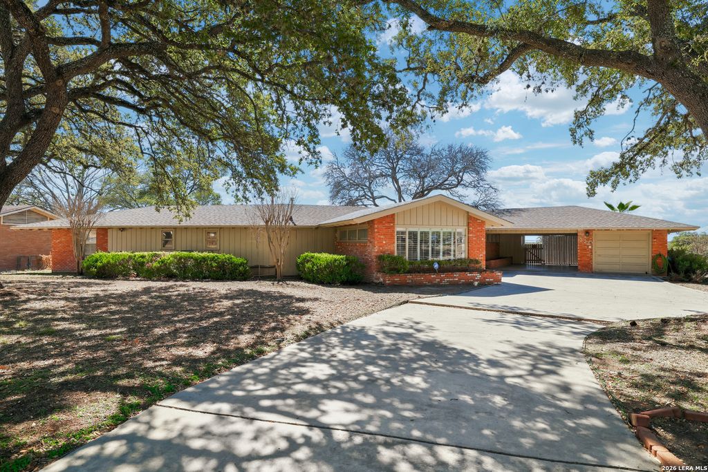 Photo of 226 Clearview Dr., San Antonio, TX 78228 (MLS # 1943866)