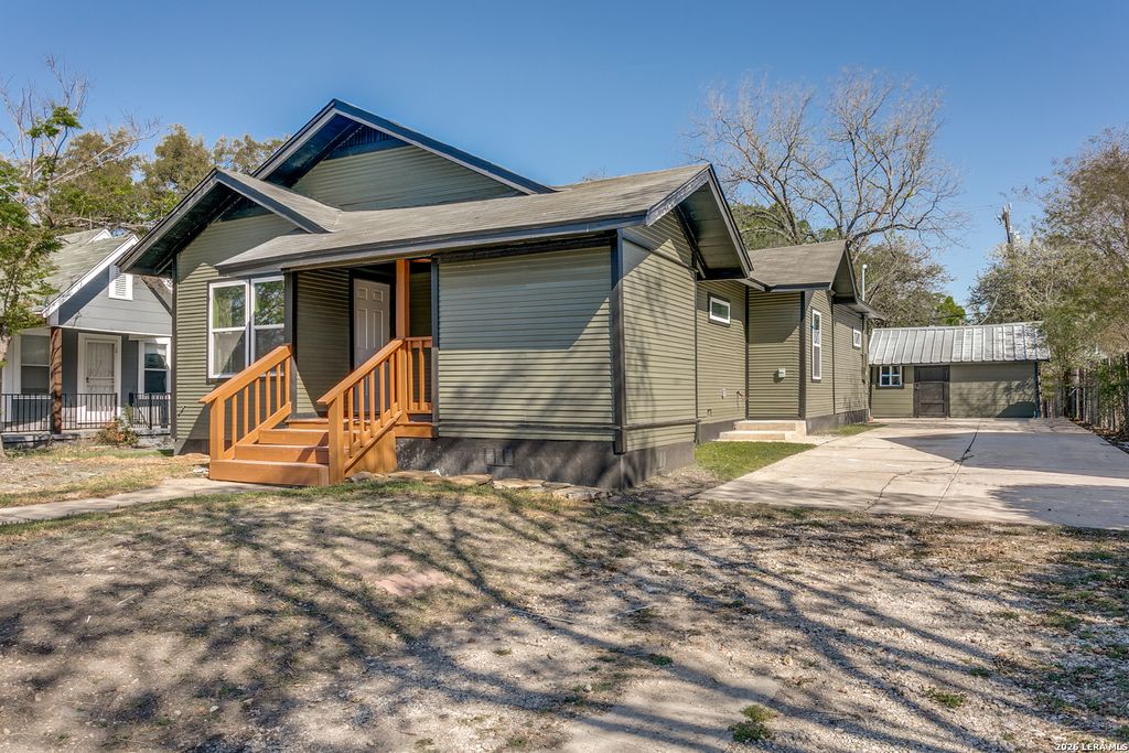 Photo of 1231 McKinley, San Antonio, TX 78210 (MLS # 1951157)
