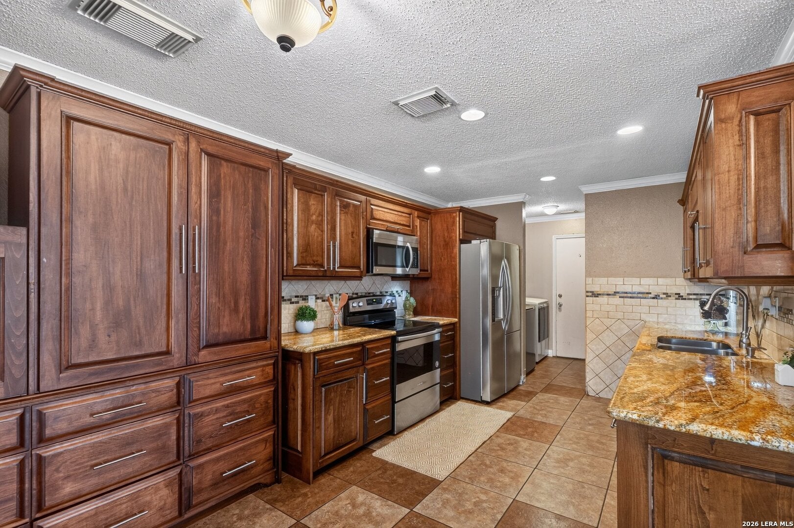 3647 Cameron Springs