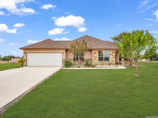 16201 ETHANS XING, LYTLE, TX 78052 - Image 0b11cd5b9eba0ee29d158bbe4e1f6cc5/1241921894